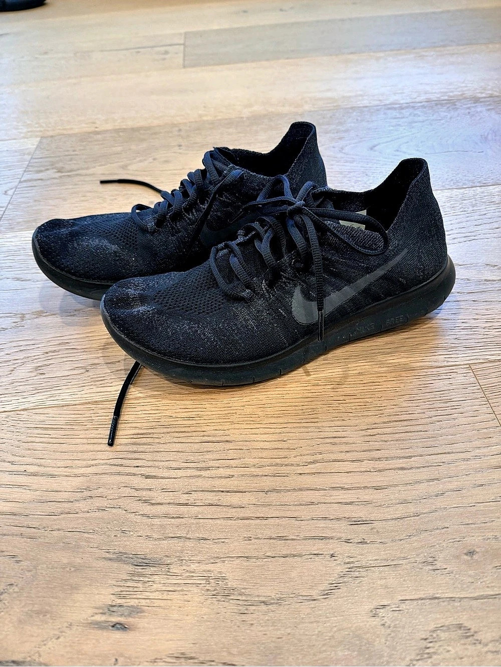 Nike Free RN 2018 Black Athletic Shoes US 8